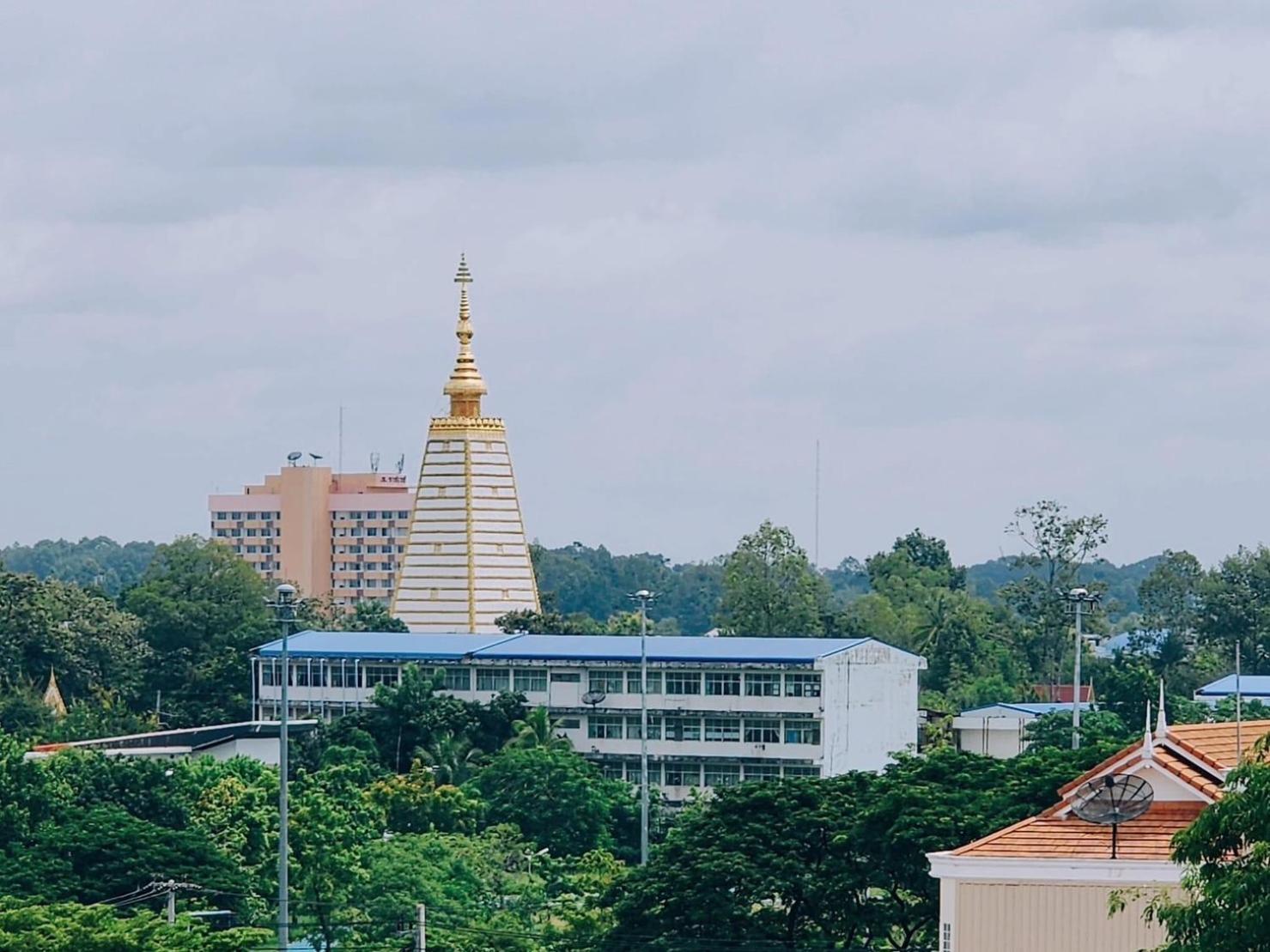 Nakara Hotel, Ubon Ratchathani Εξωτερικό φωτογραφία
